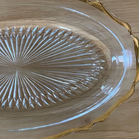 Vintage Gold Trimmed Oval Dish - Picture 5 of 10